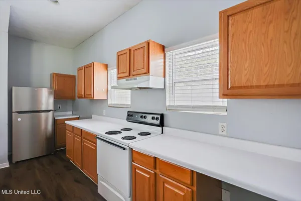 $278,000 | 2039 South Ridge Road, Byram, MS 39272