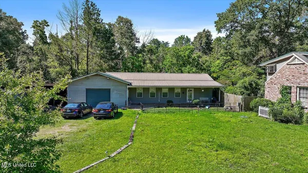 $278,000 | 2039 South Ridge Road, Byram, MS 39272