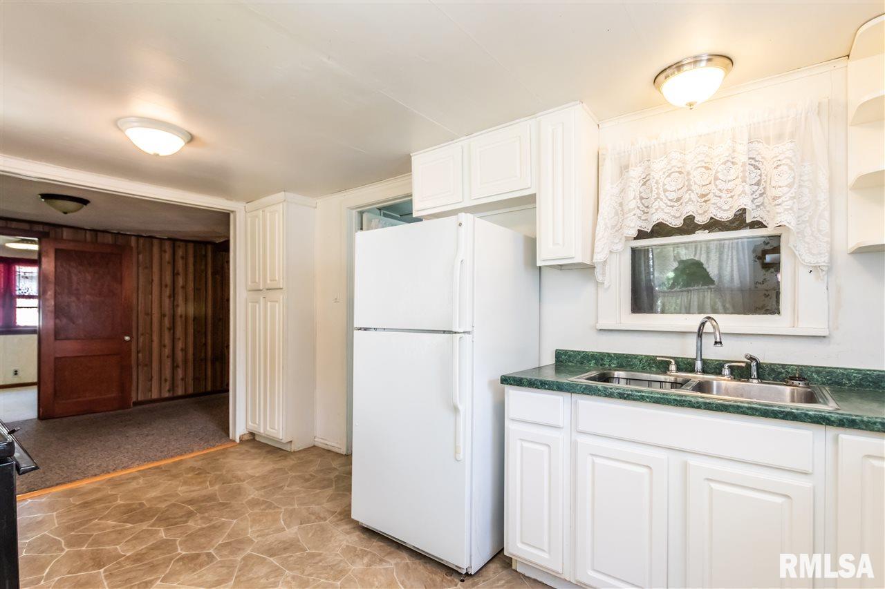 210 South Locust Street Lacon, IL 61540 - Photo 8 of 21 Gallery Image 8