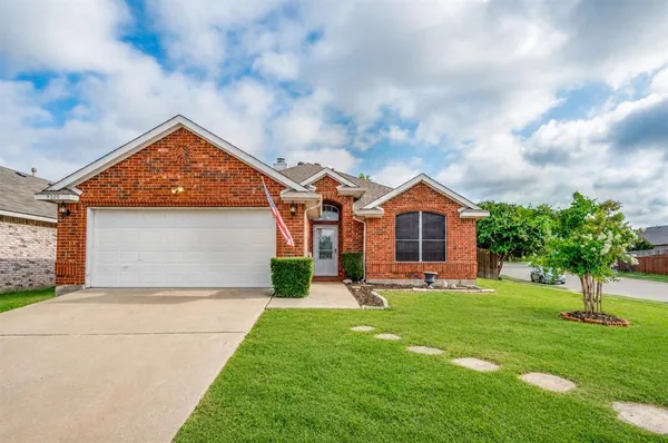 $2,275 | 9300 Chesapeake Lane, McKinney, TX 75071