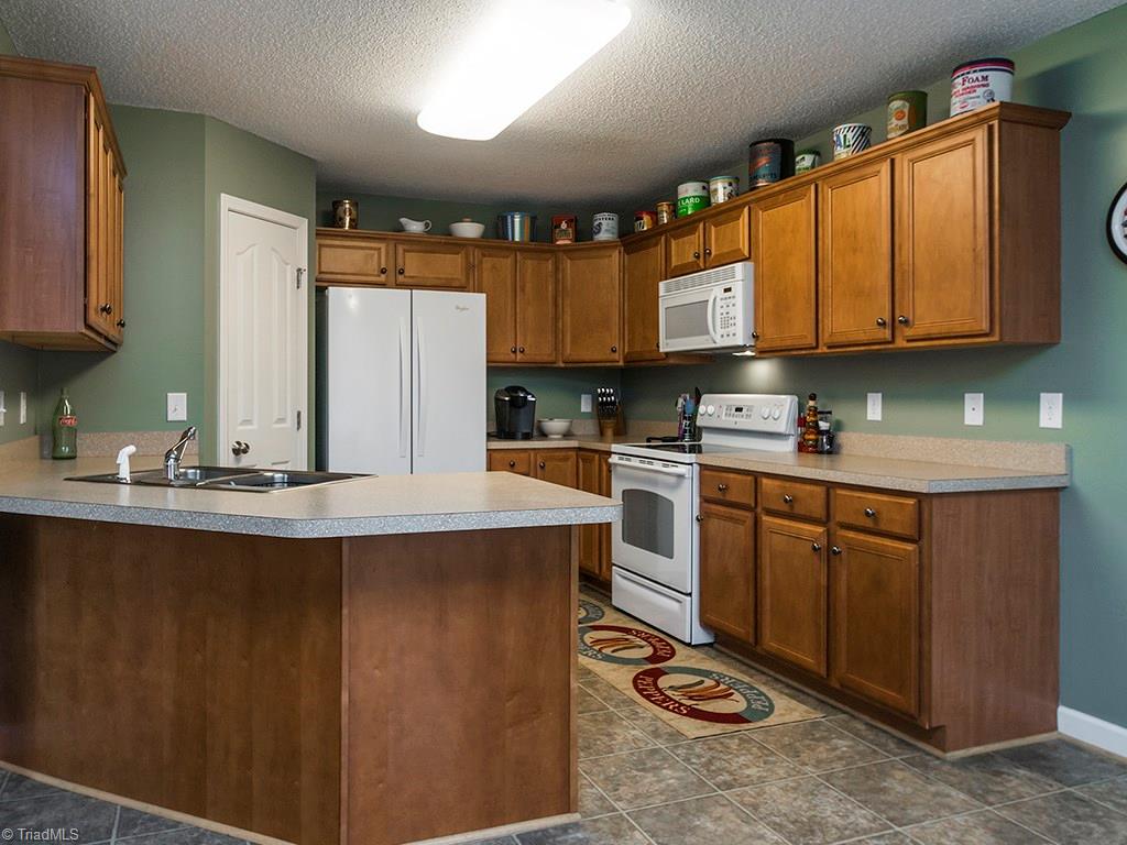 2547 Farrell Road Mebane, NC 27302 - Photo 10 of 24 Gallery Image 10
