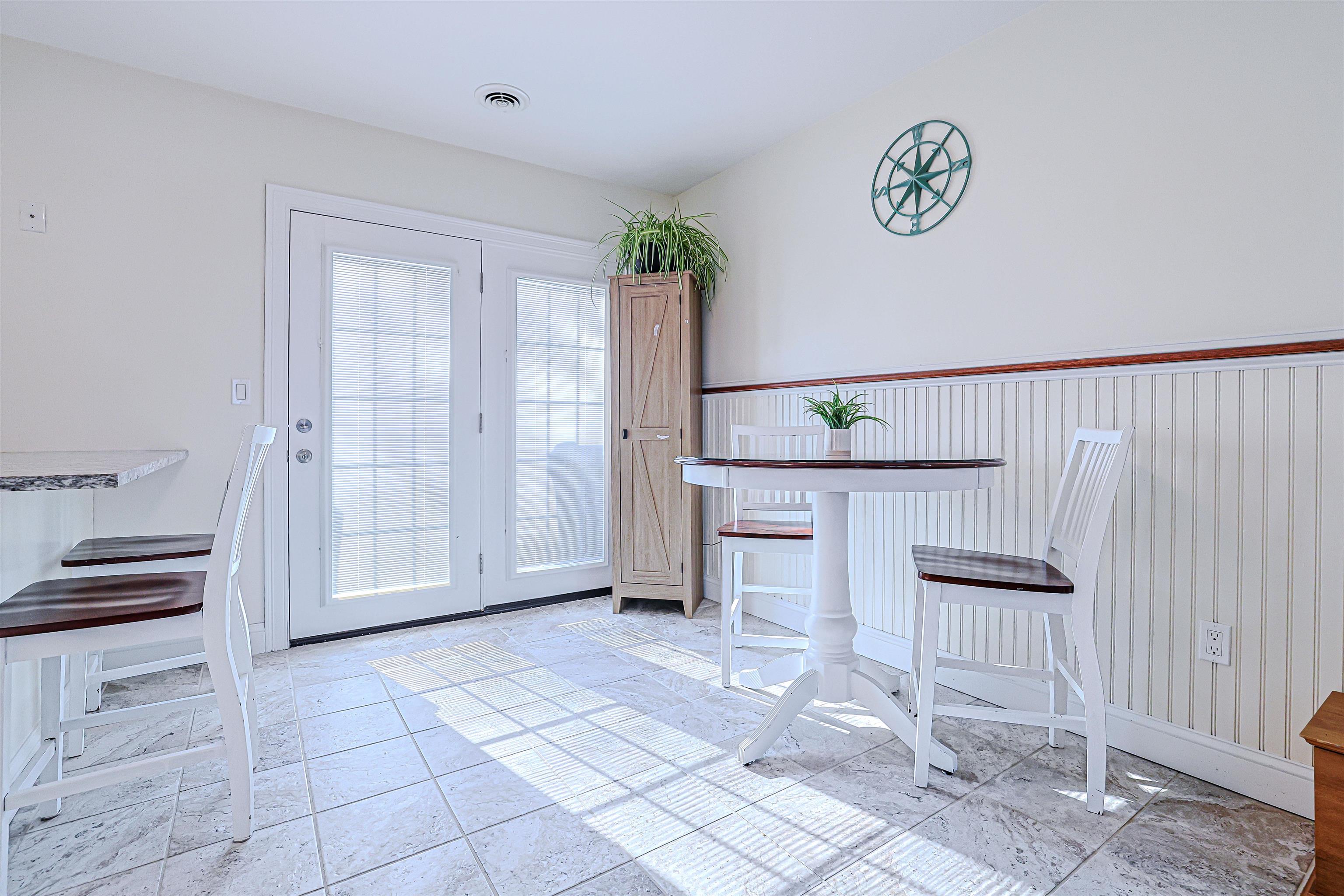 415 High Street, Unit 3 Hampton, NH 03842 - Photo 5 of 27