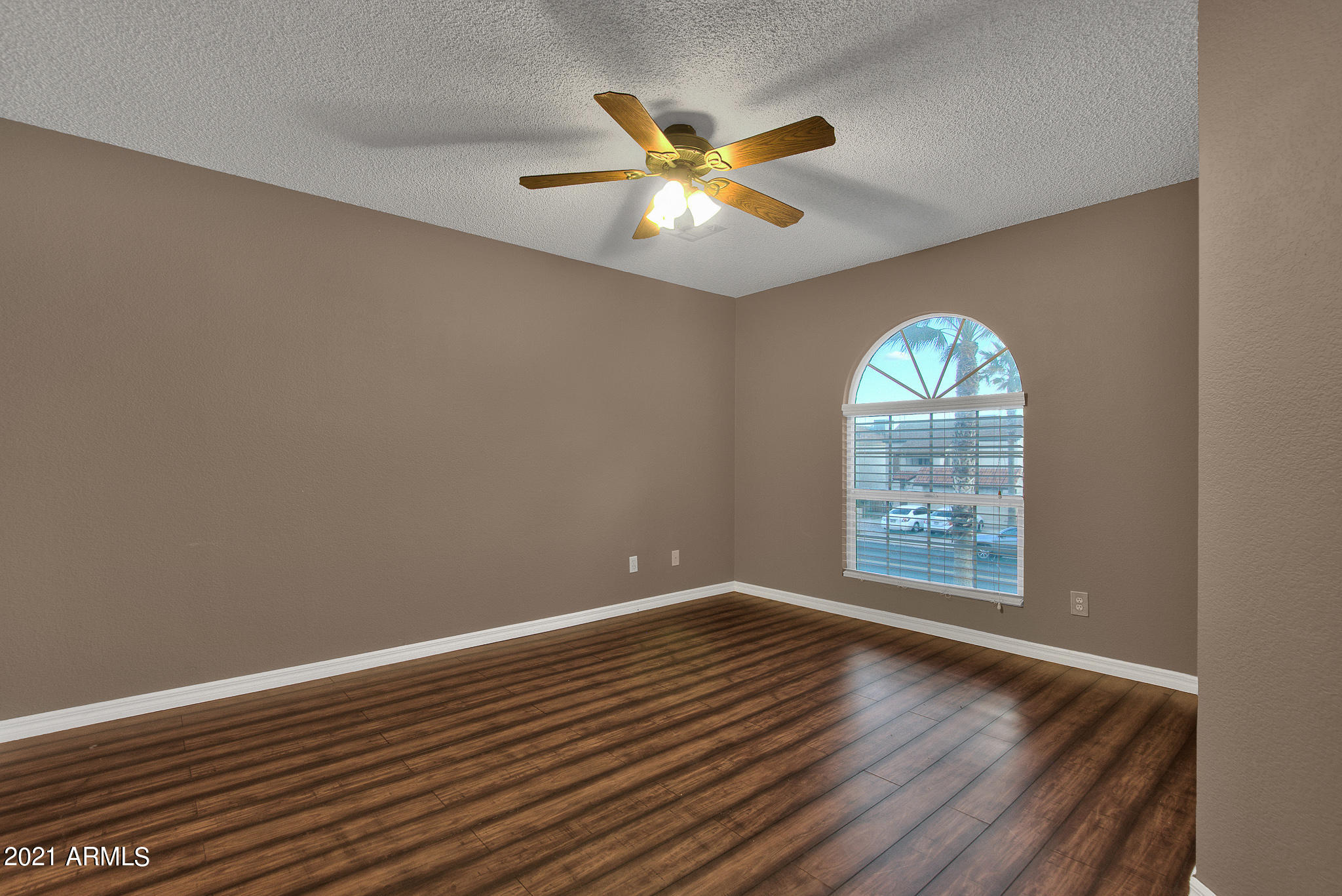 514 East Utopia Road Phoenix, AZ 85024 - Photo 35 of 47 Bedroom