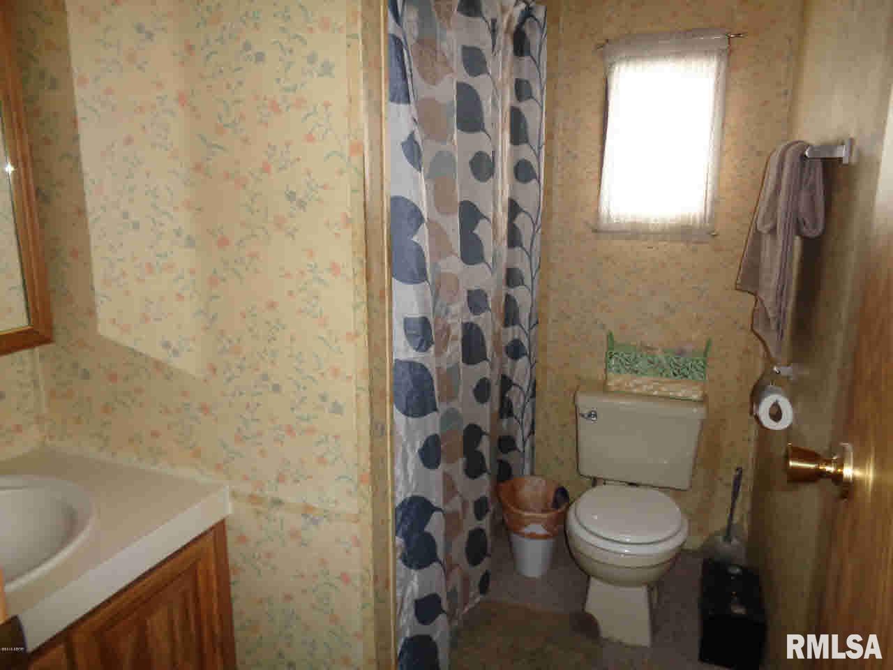 420 1055 East Raleigh, IL 62977 - Photo 30 of 36 Gallery Image 30