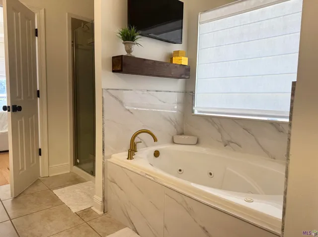 $499,900 | 21065 Waterfront E Drive, Maurepas, LA 70449