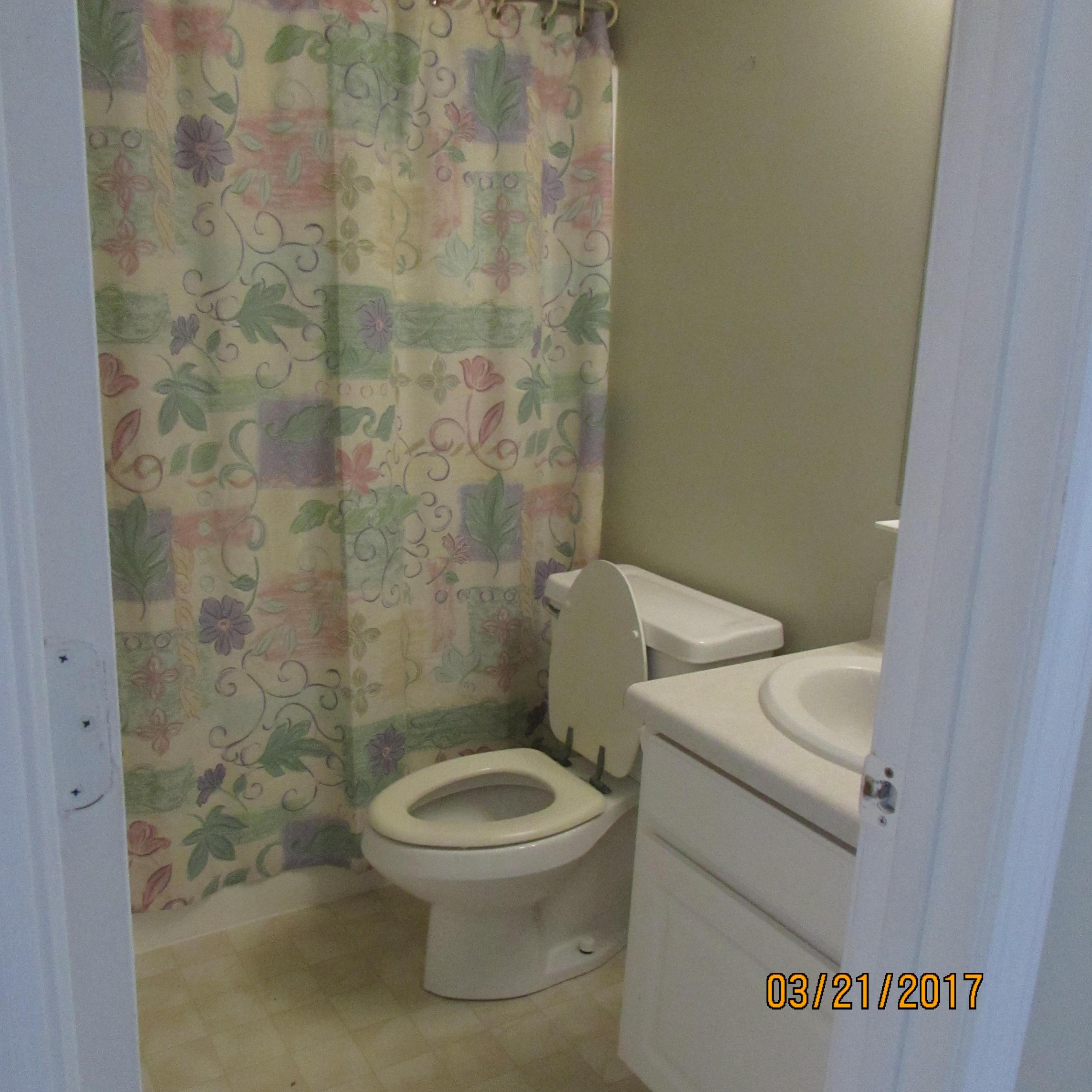 129 Crown Court Rockingham, NC 28379 - Photo 6 of 30 IMG_5059