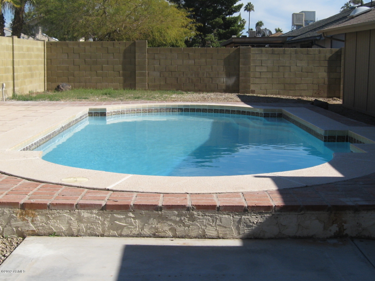 3956 West Hearn Road Phoenix, AZ 85053 - Photo 8 of 8 Back 3