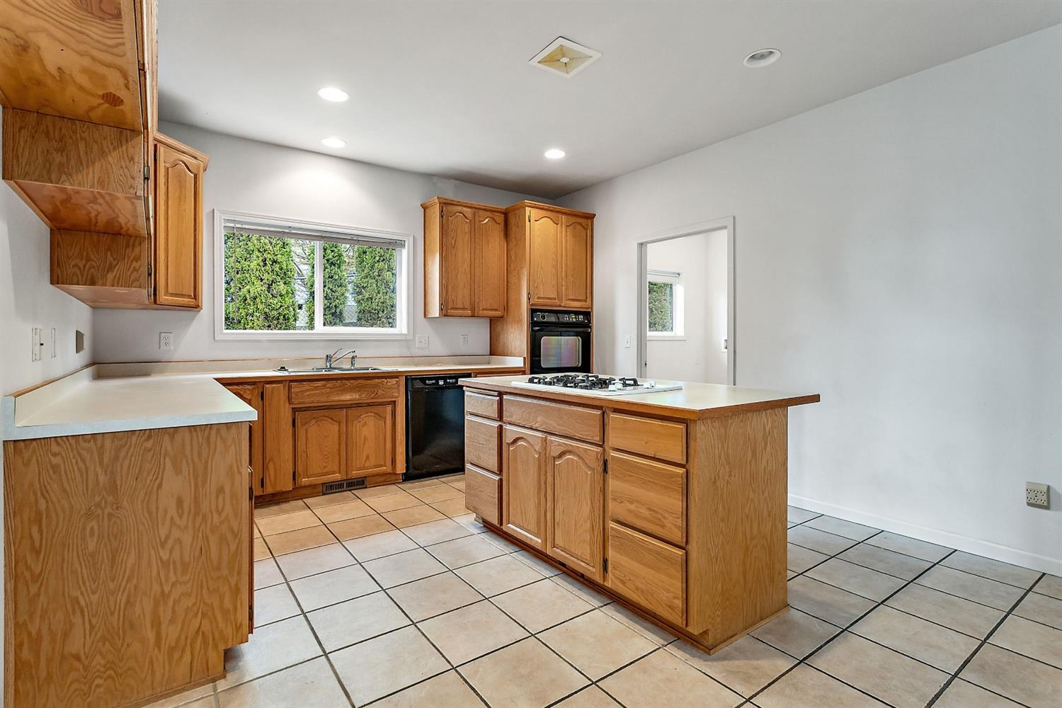 4436 Innsbruck Ridge Medford, OR 97504 - Photo 12 of 34 Additional Photo