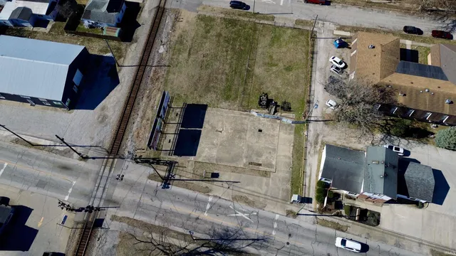 $129,900 | 1021 Hart Street, Vincennes, IN 47591