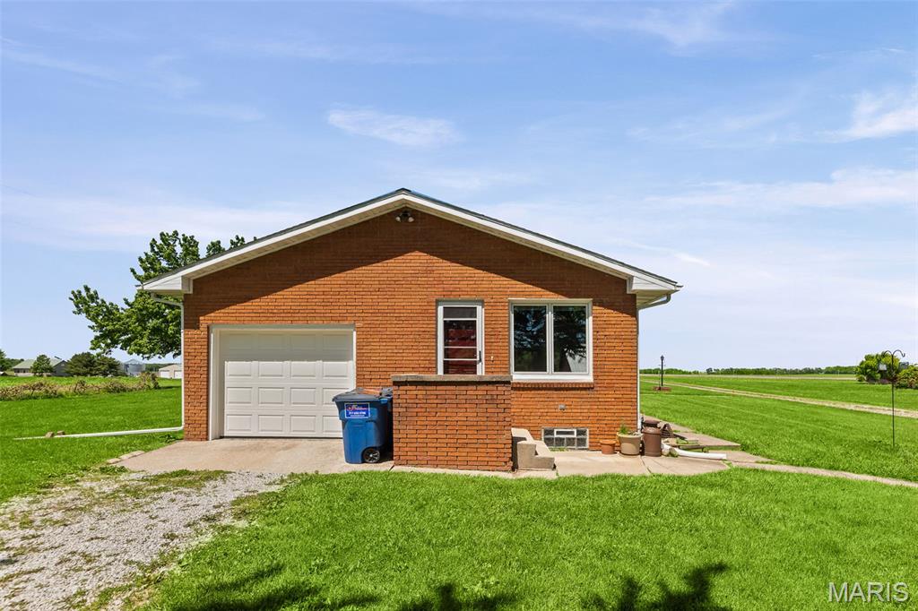 22805 Monke Road Mount Olive, IL 62069 - Photo 31 of 42