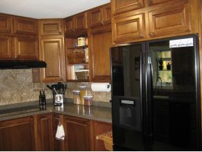 8176 Wagner Road Bristol, VA 24202 - Photo 4 of 24 Kraftmaid Hanover Hickory