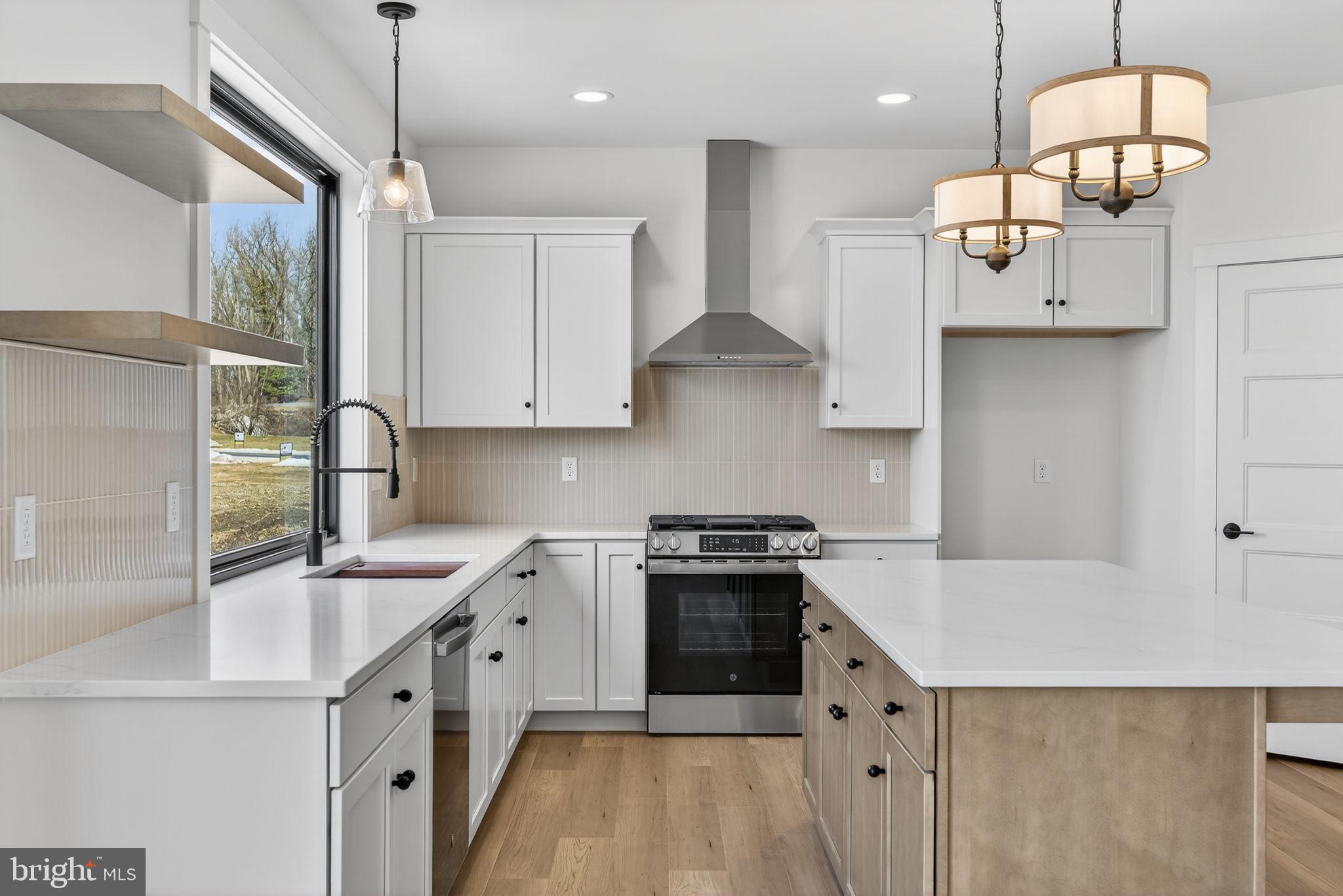 407 Cannon Way Lebanon, PA 17042 - Photo 12 of 53