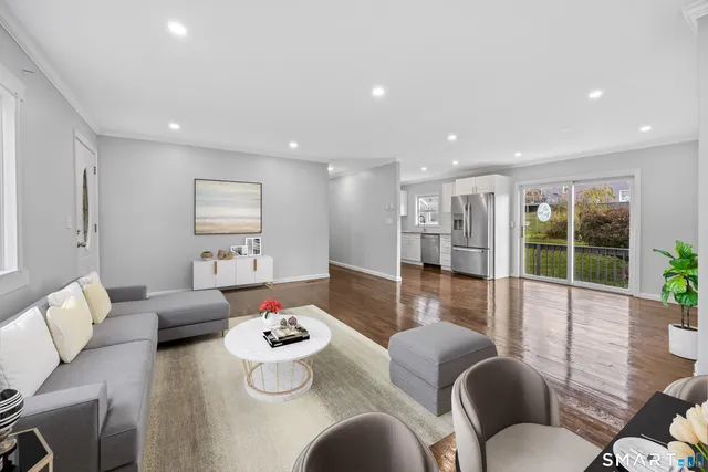 $339,900 | 197 Hickory Hill Drive, Waterbury, CT 06708