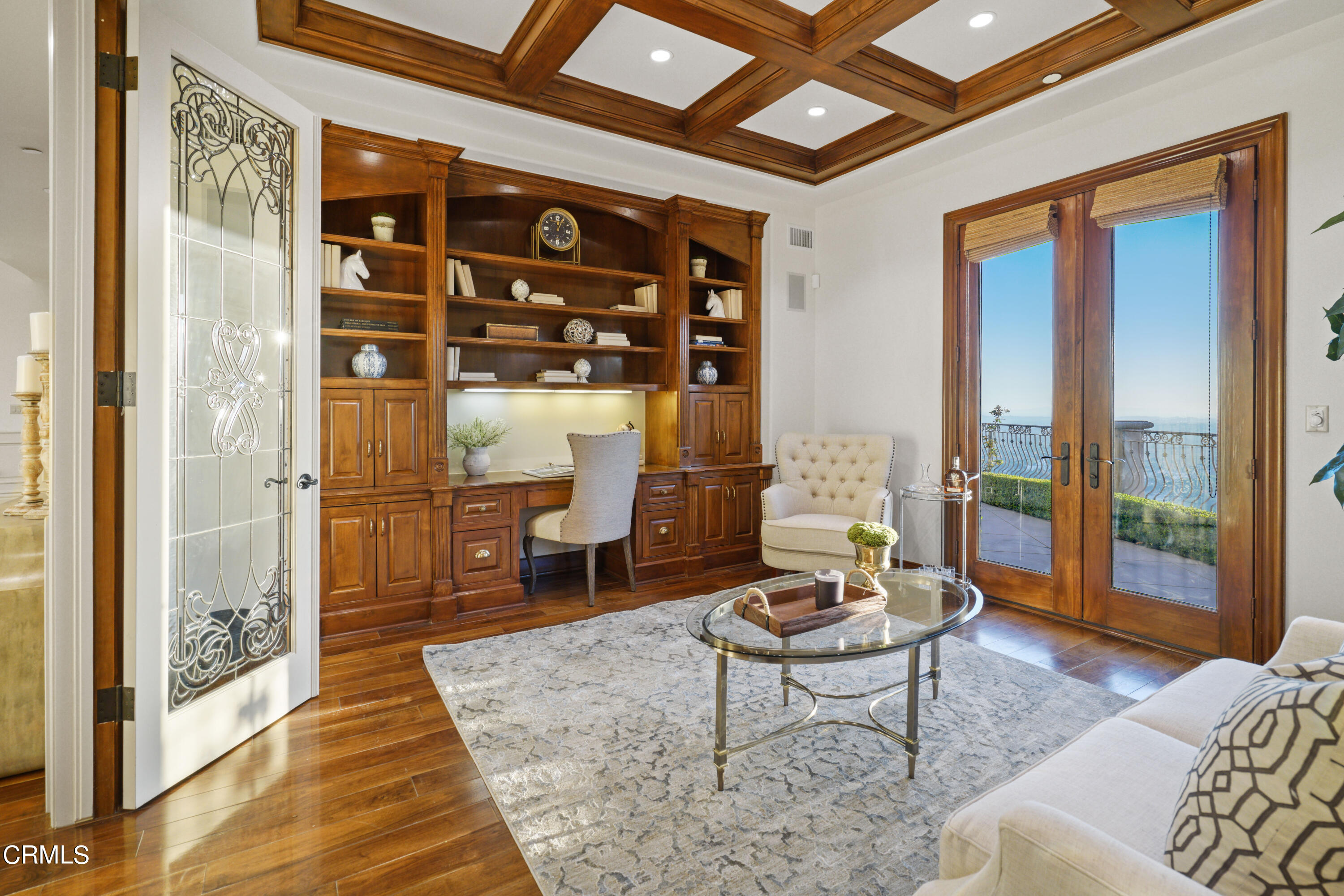 2323 Crystal Lane Pasadena, CA 91107 - Photo 32 of 72 a living room with furniture