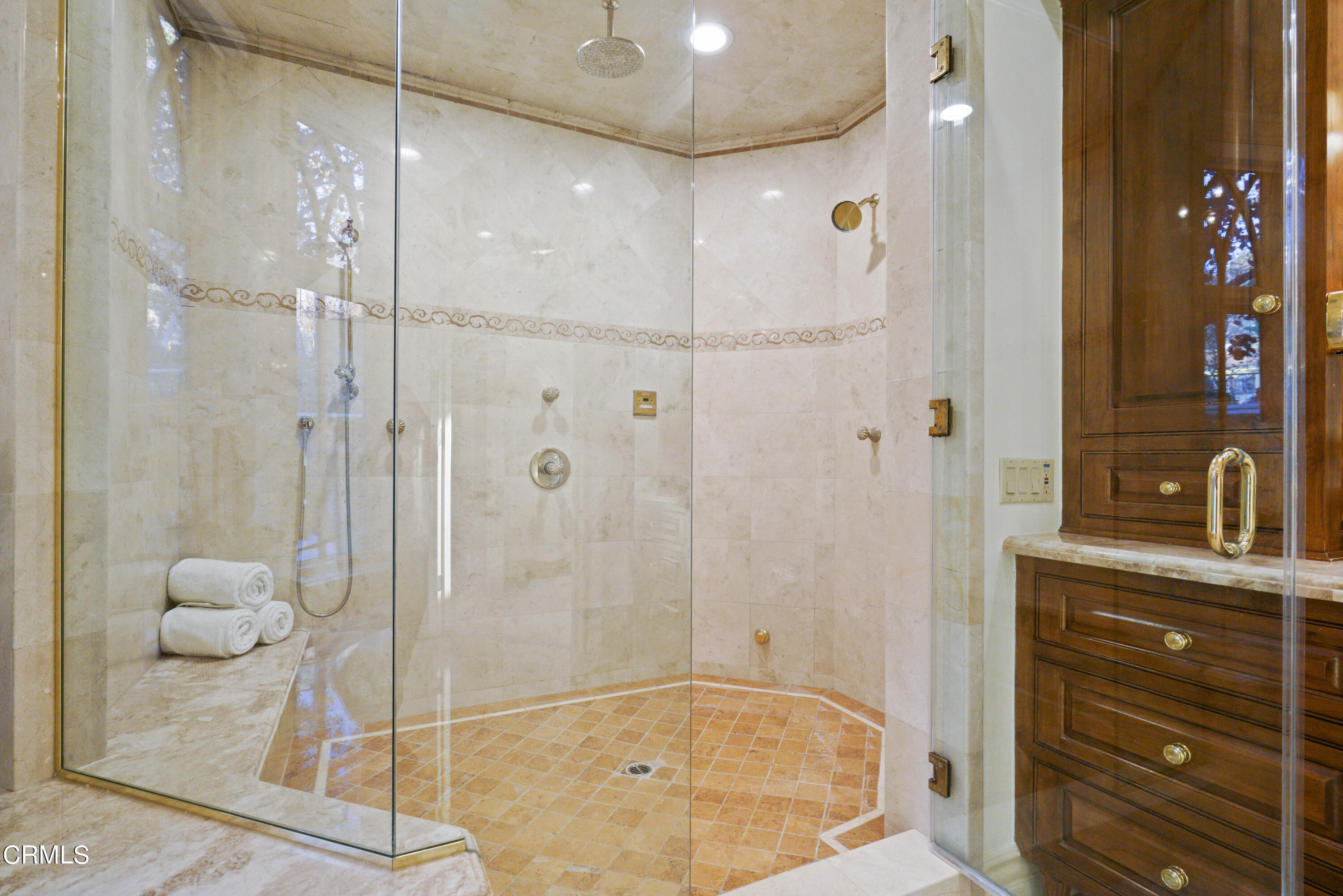 2323 Crystal Lane Pasadena, CA 91107 - Photo 39 of 72 NOV00092