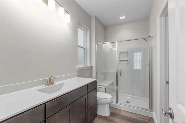 $374,900 | 1 Lansford @ Ryehill Manor Street, St. Peters, MO 63376