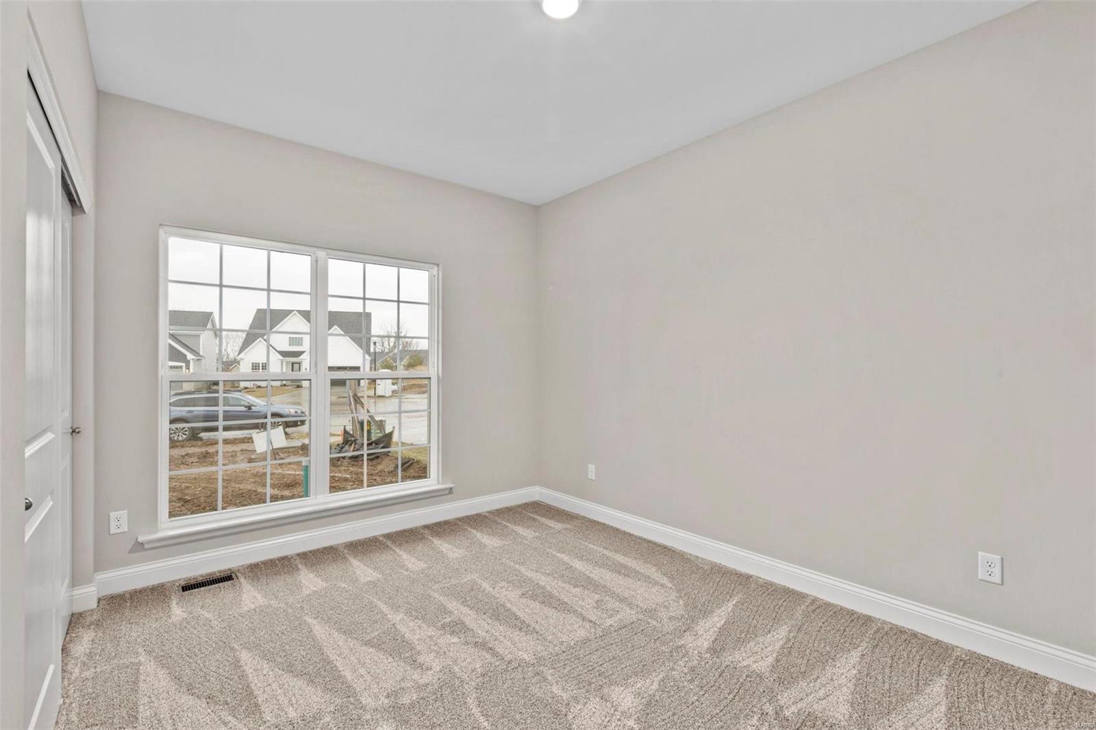 1 Lansford @ Ryehill Manor Street St. Peters, MO 63376 - Photo 7 of 16