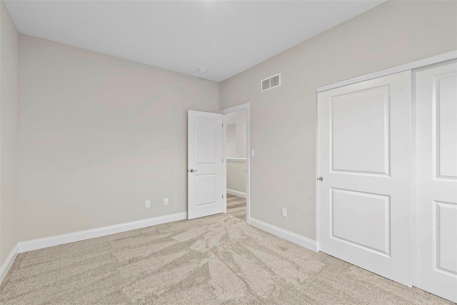 1 Lansford @ Ryehill Manor Street St. Peters, MO 63376 - Photo 8 of 16