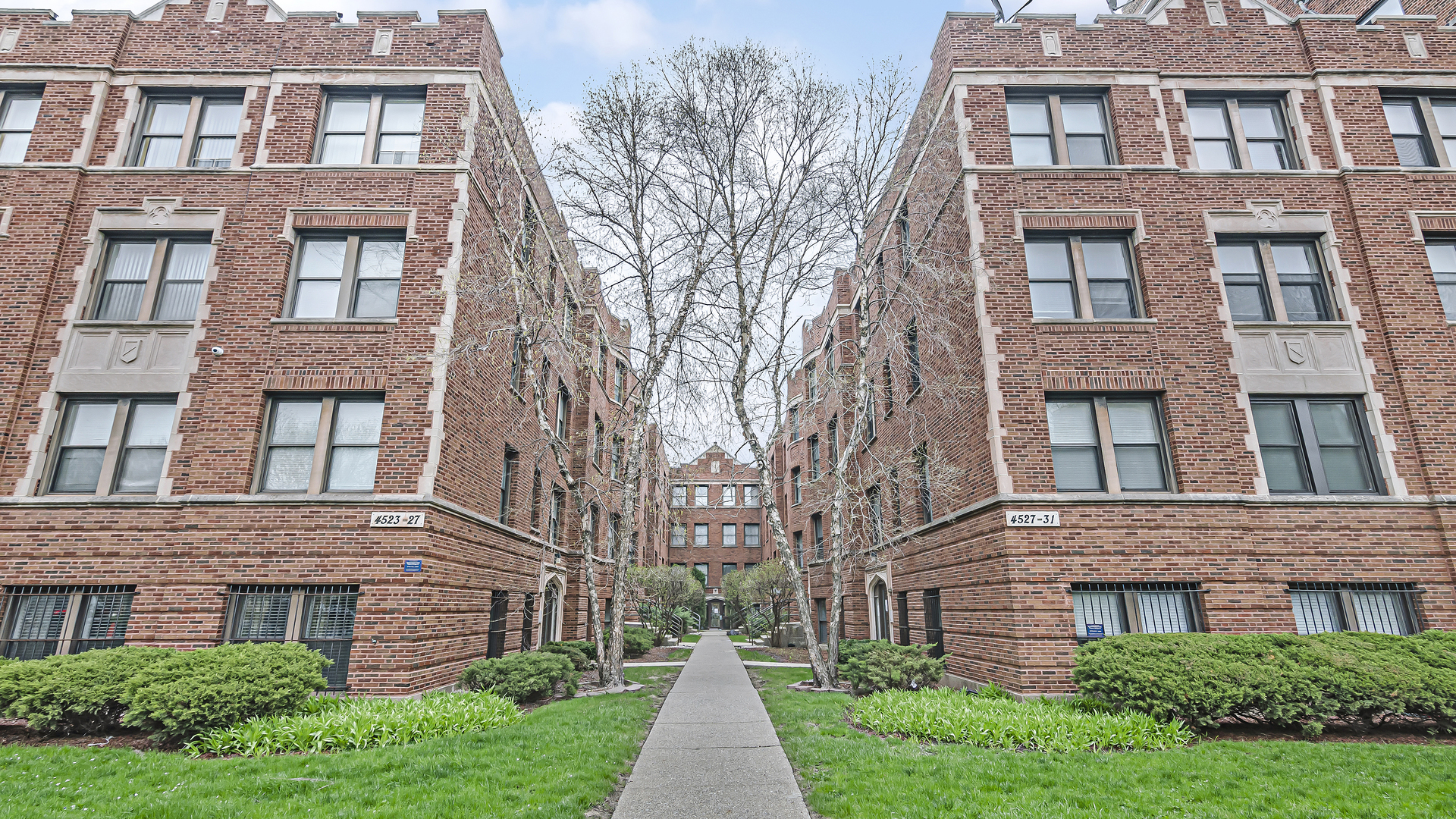 4523 5 South Drexel Blvd Unit 3W  