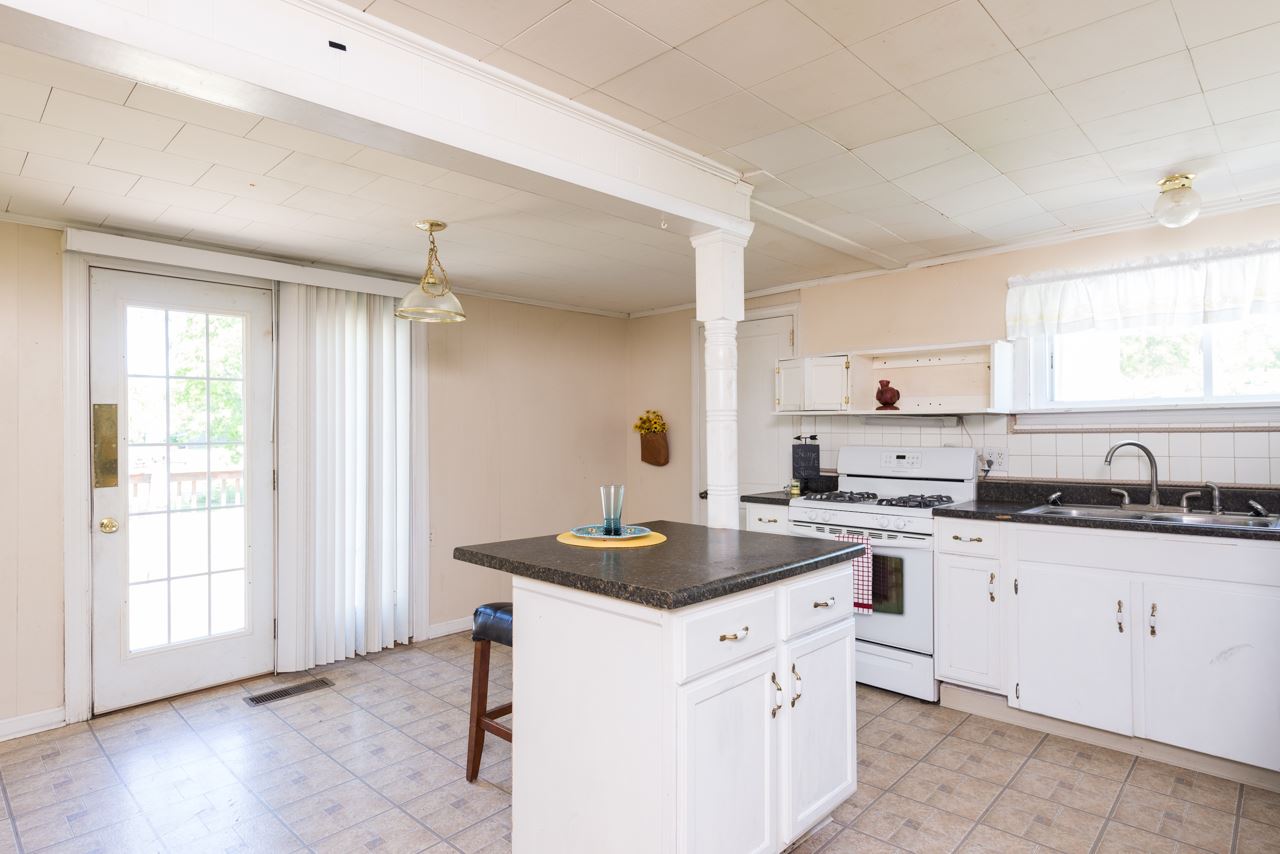 5114 Kratzer Road Harrisonburg, VA 22802 - Photo 3 of 22 Gallery Image 3
