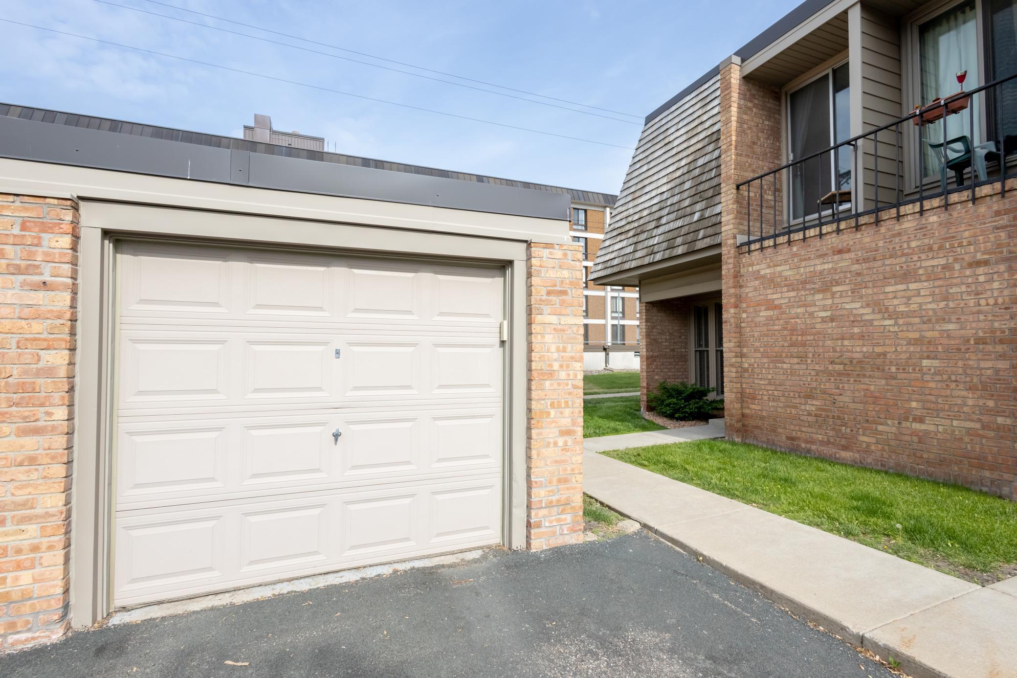 6401 Barrie Road Edina, MN 55435 - Photo 29 of 30