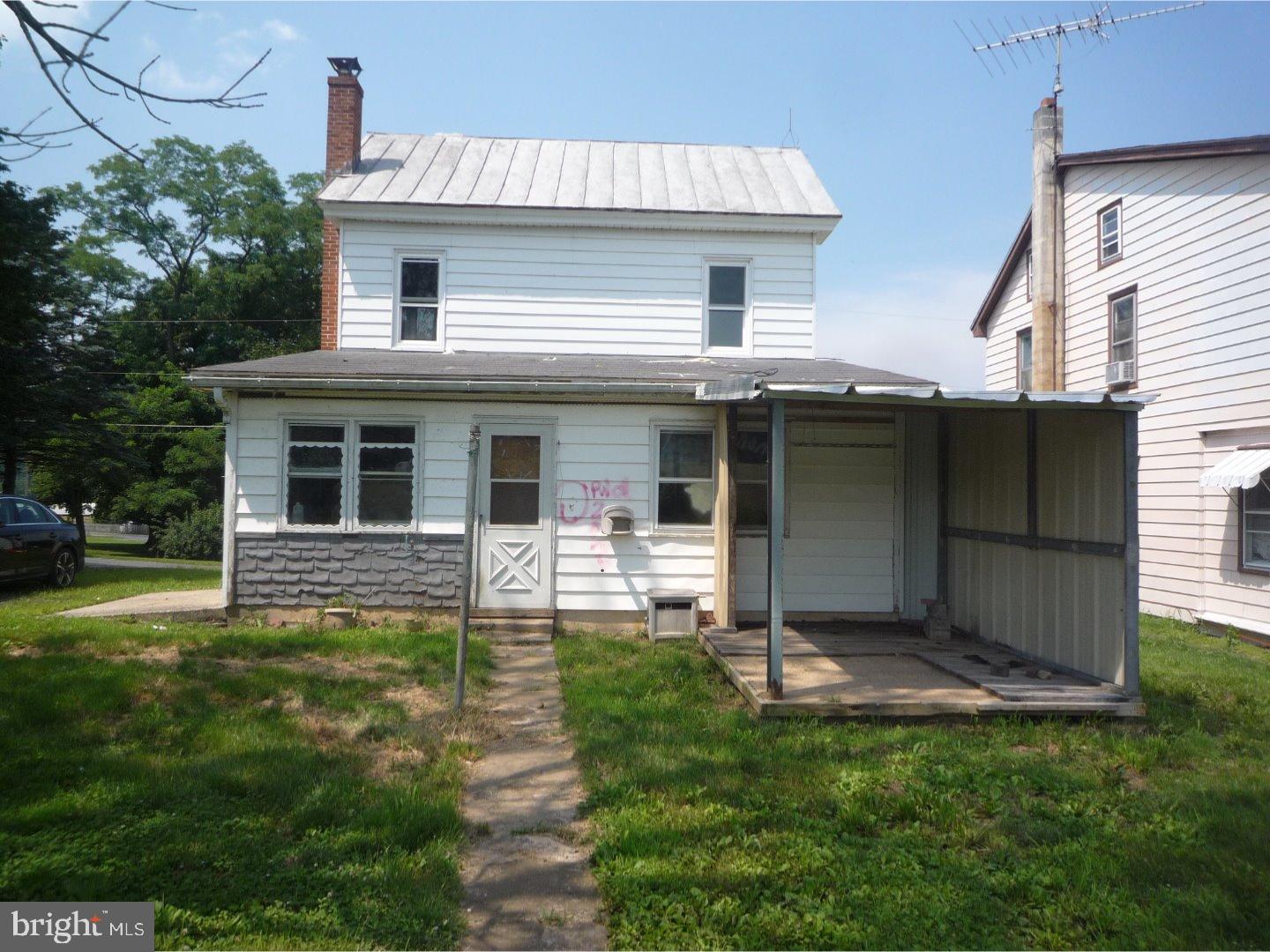83 Loop Road Pine Grove, PA 17963 - Photo 4 of 14 Gallery Image 4