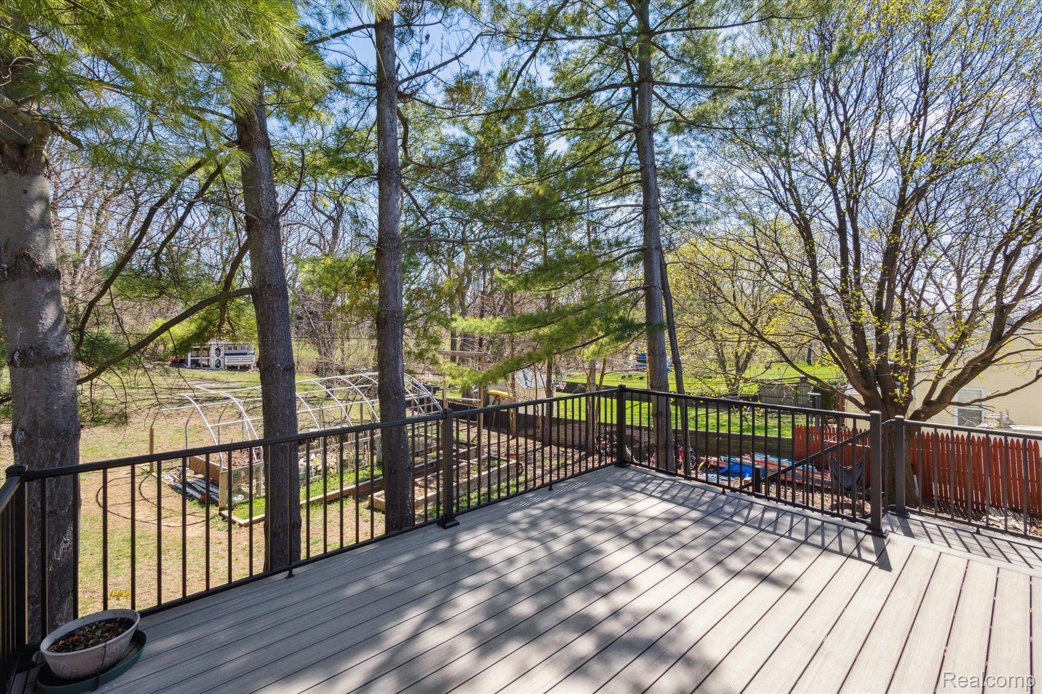 5039 Culver Road Brighton, MI 48114 - Photo 39 of 44 Gallery Image 39