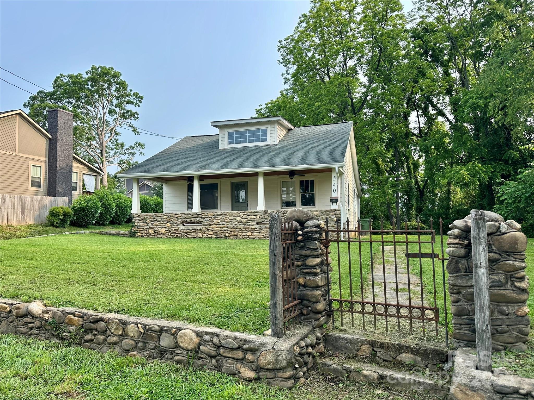 540 Fairview Road Asheville, NC 28803 - Photo 1 of 30 Gallery Image 1