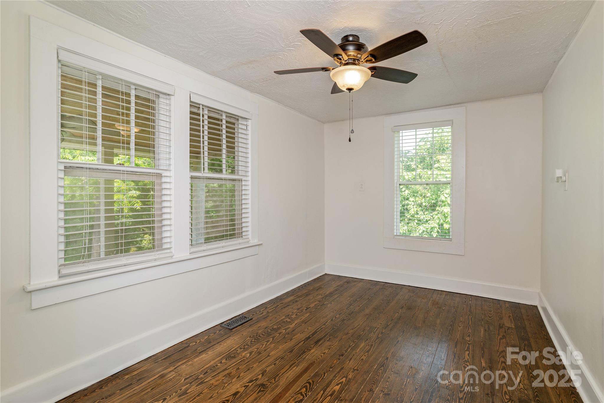 540 Fairview Road Asheville, NC 28803 - Photo 21 of 30 Gallery Image 21