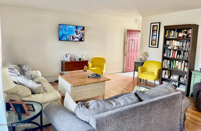 $352,000 | 1811 Waters Edge Drive, Toms River, NJ 08753