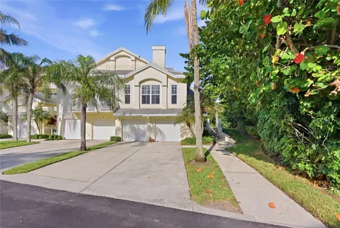 $739,900 | 109 Mainsail Circle, Unit 1, Jupiter, FL 33477