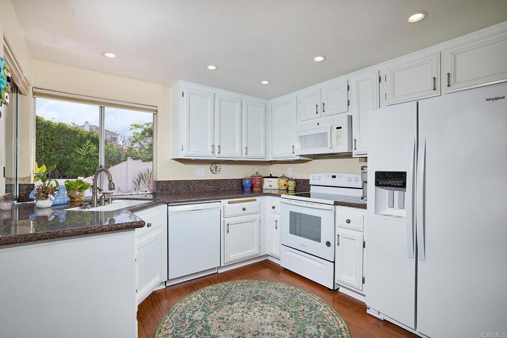 5090 Siros Way Oceanside, CA 92056 - Photo 12 of 35