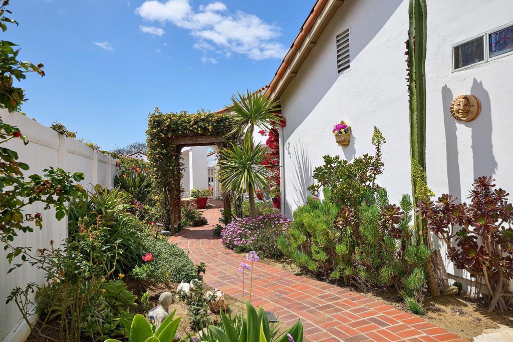5090 Siros Way Oceanside, CA 92056 - Photo 22 of 35
