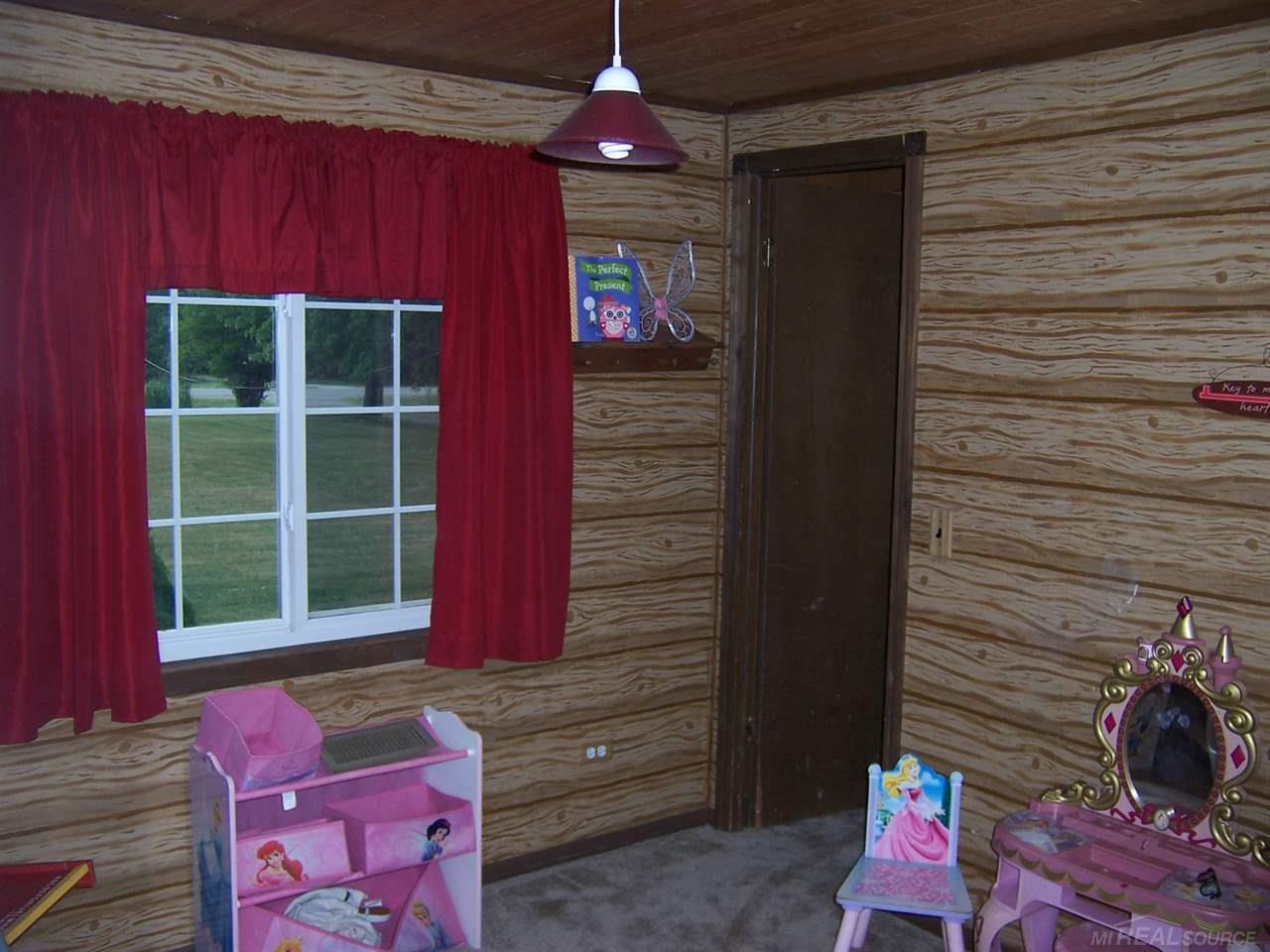 12115 Bryce Road Emmett, MI 48022 - Photo 18 of 26 31298707-17.JPG