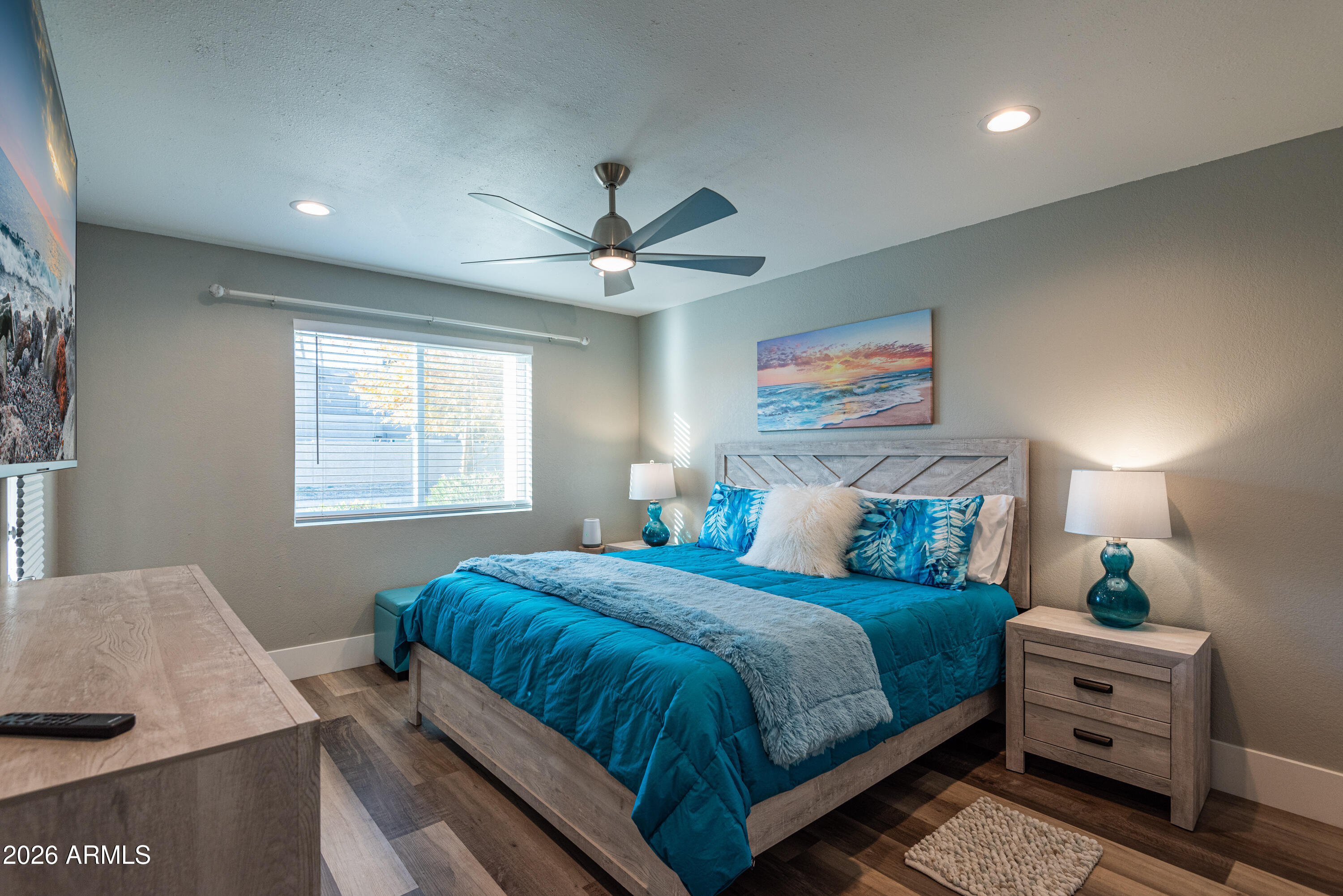 4150 East Cactus Road, Unit 108 Phoenix, AZ 85032 - Photo 11 of 31 4150Cactus-primary bedroom