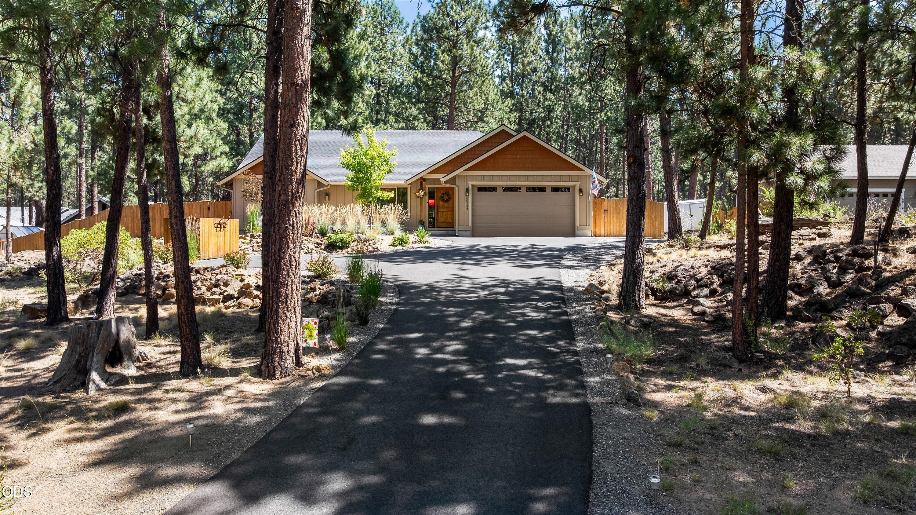 60134 Turquoise Road Bend, OR 97702 - Photo 2 of 50 Gallery Image 2
