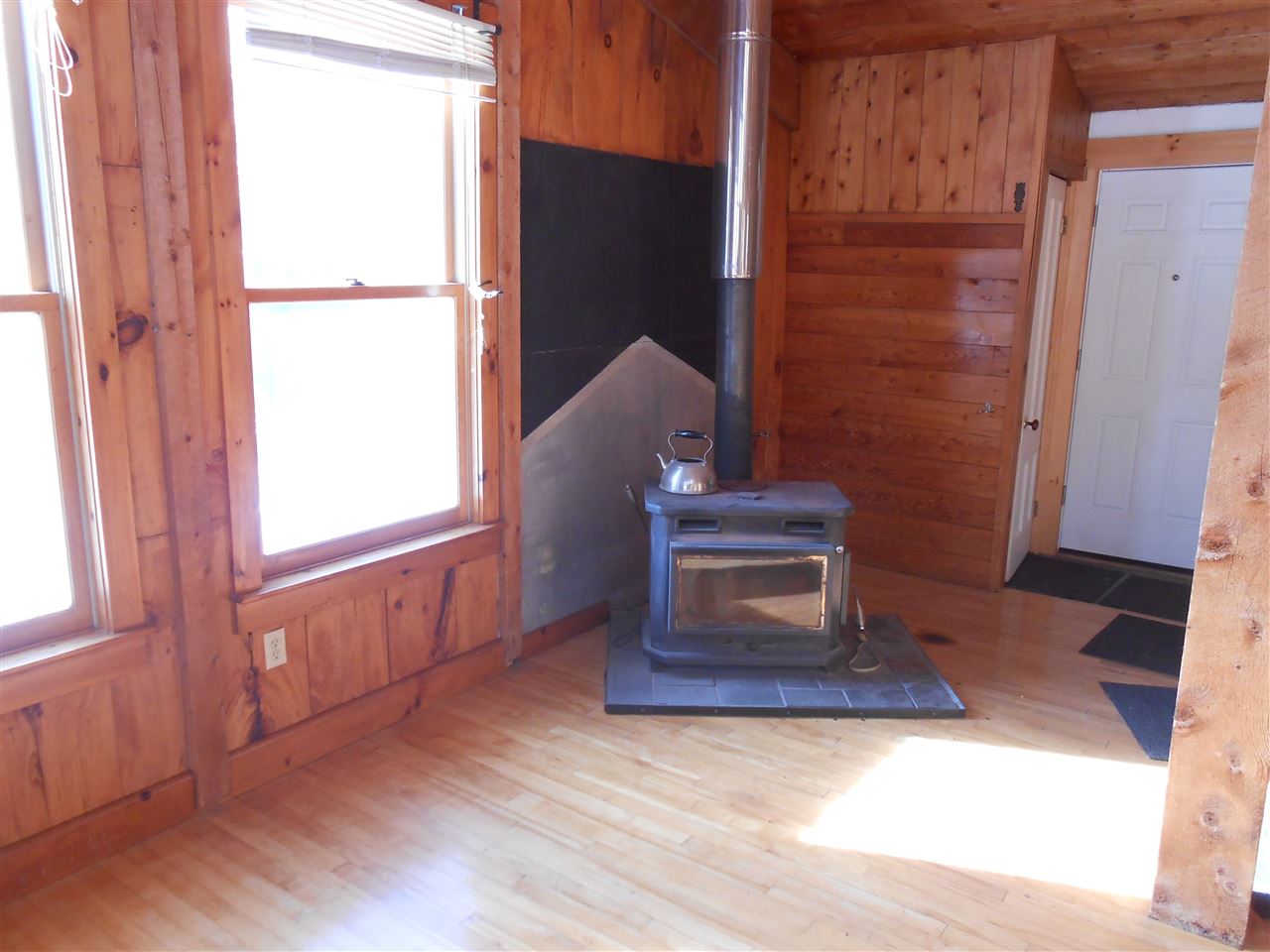 1911 East Hill Road Plainfield, VT 05667 - Photo 20 of 31