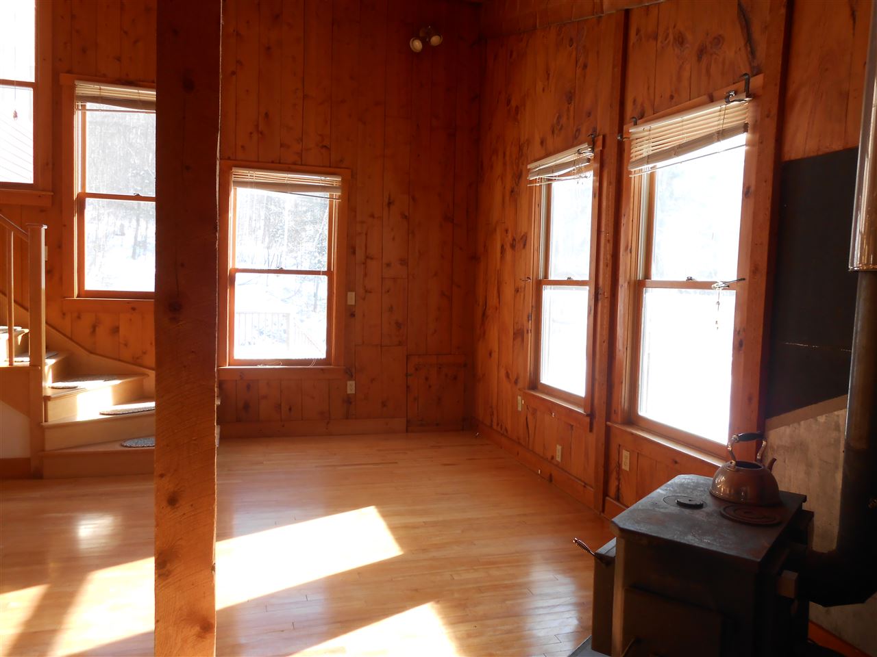1911 East Hill Road Plainfield, VT 05667 - Photo 3 of 31