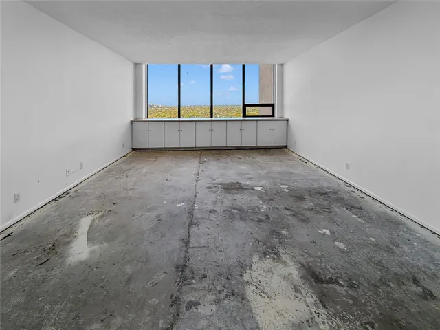 $220,000 | 6335 West Northwest Highway, Unit 1815, Dallas, TX 75225