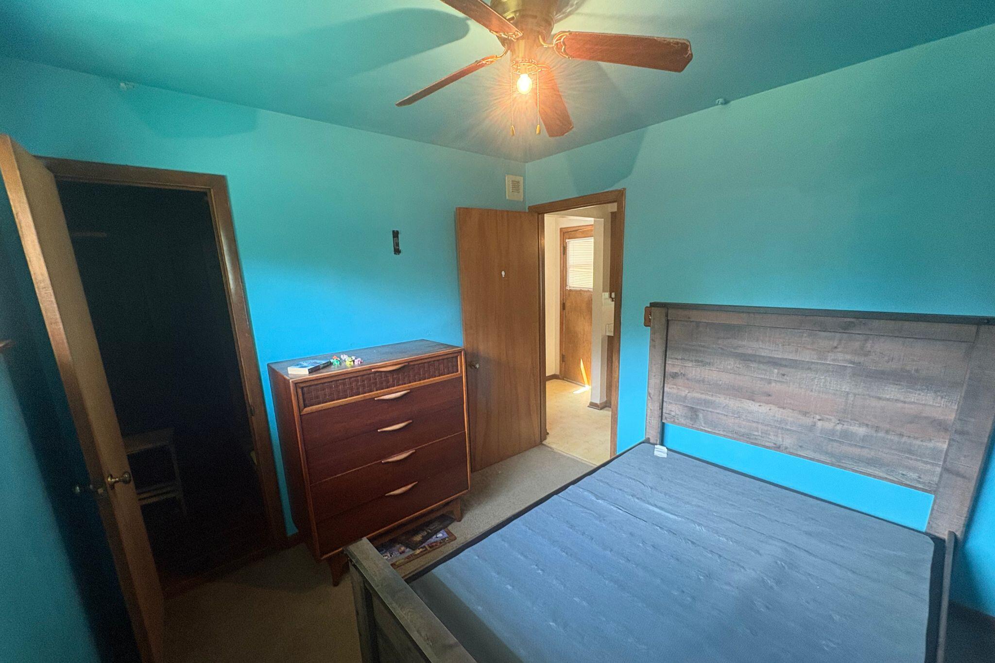 8311 7 Mile Road Caledonia, WI 53108 - Photo 10 of 25 2nd Bedroom