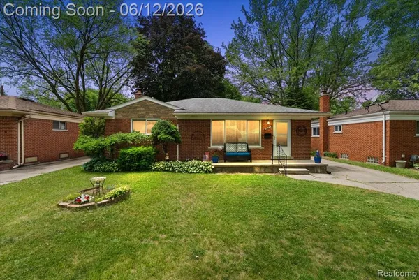 $285,000 | 29555 Herbert Street, Madison Heights, MI 48071