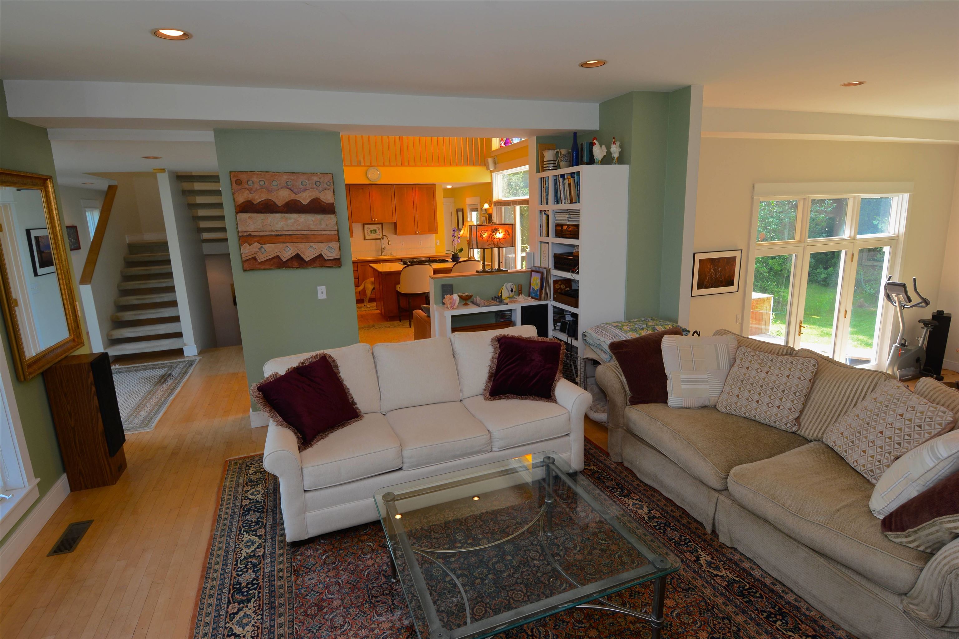 743 Bay Road Shelburne, VT 05482 - Photo 6 of 37 Gallery Image 6