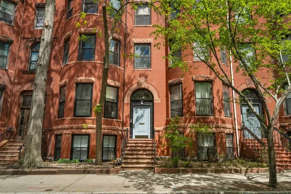 $1,155,000 | 43 Carlton Street, Unit 2, Brookline, MA 02446