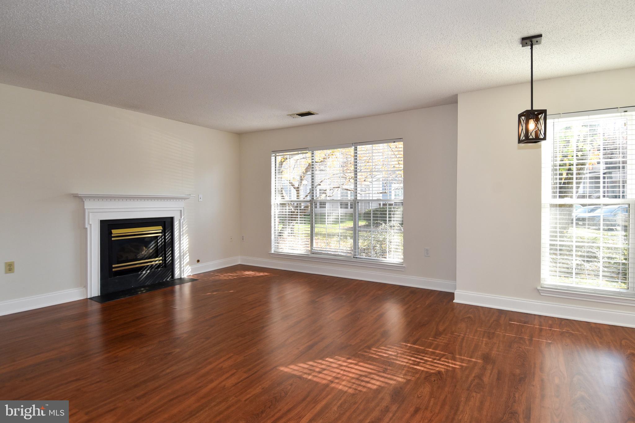 20952 Timber Ridge Terrace, Unit 102 Ashburn, VA 20147 - Photo 13 of 35