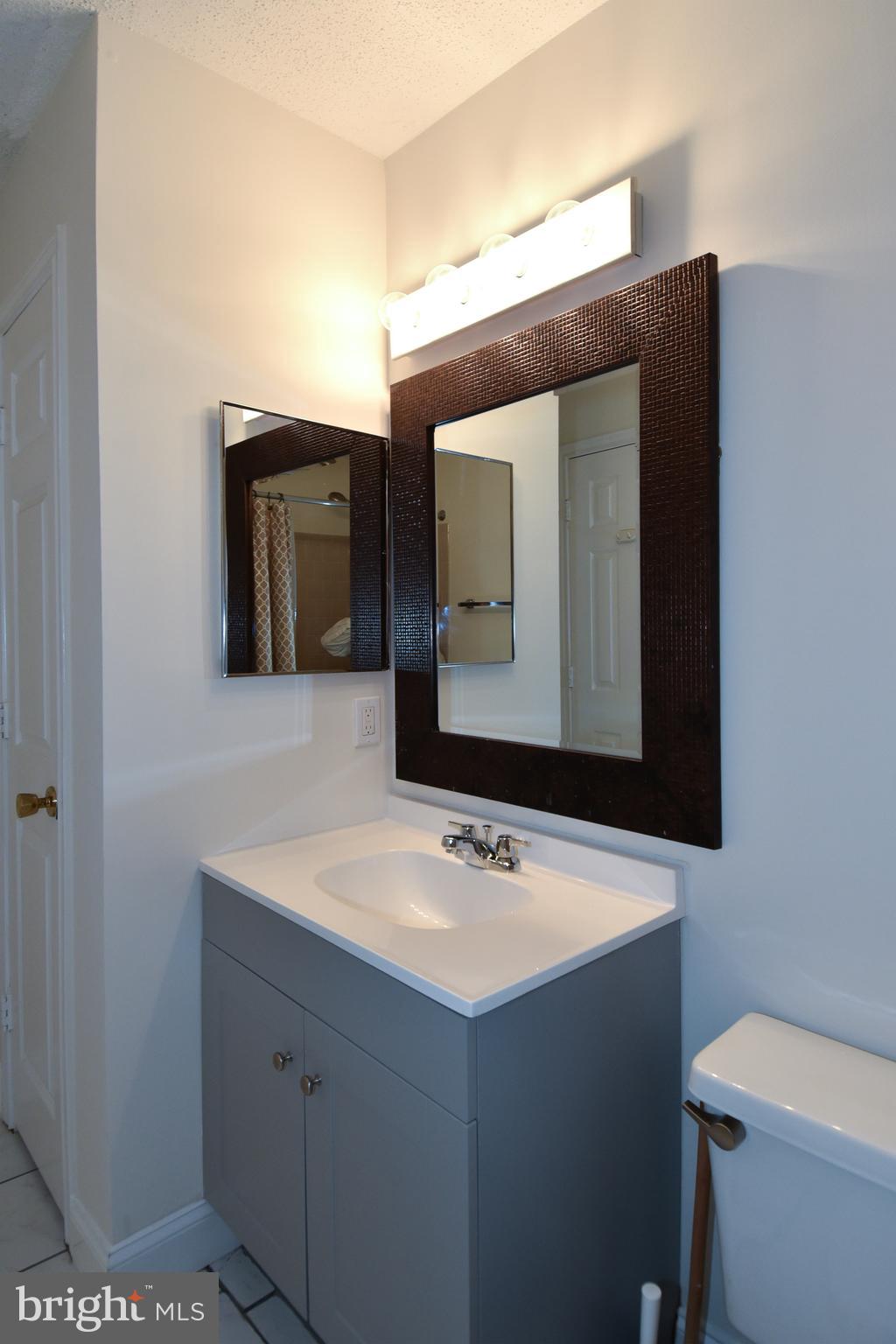20952 Timber Ridge Terrace, Unit 102 Ashburn, VA 20147 - Photo 23 of 35
