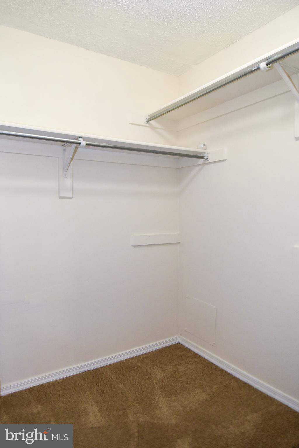 20952 Timber Ridge Terrace, Unit 102 Ashburn, VA 20147 - Photo 25 of 35