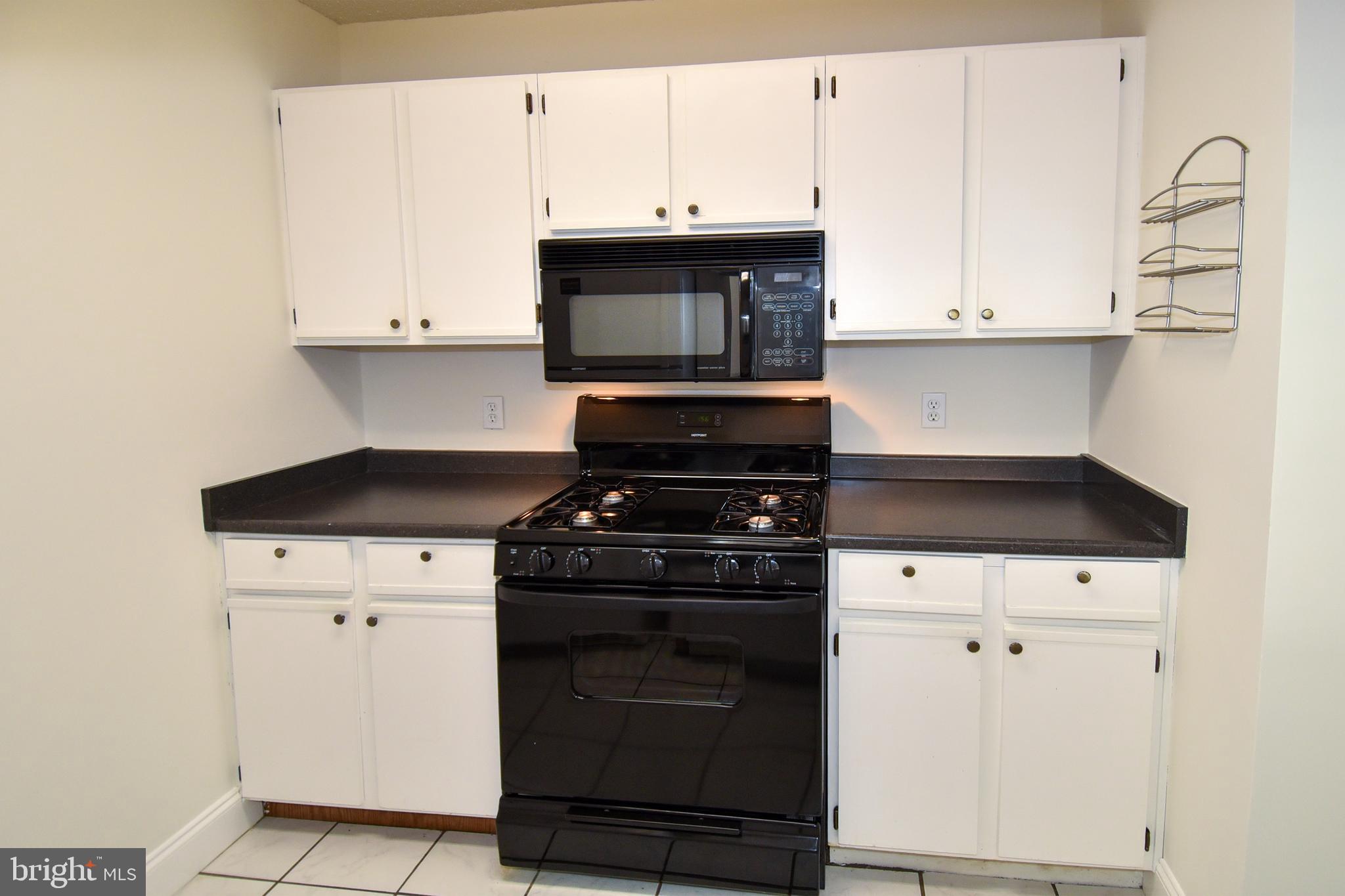 20952 Timber Ridge Terrace, Unit 102 Ashburn, VA 20147 - Photo 7 of 35