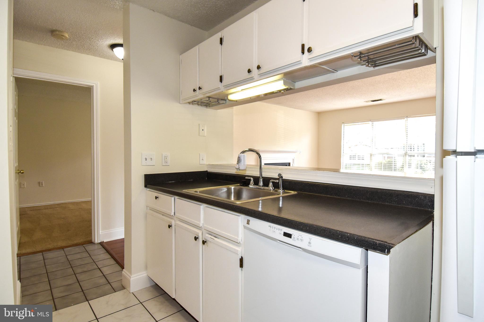 20952 Timber Ridge Terrace, Unit 102 Ashburn, VA 20147 - Photo 9 of 35