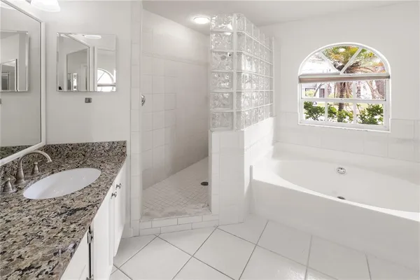 $429,000 | 931 Balsamina Drive, Brandon, FL 33510