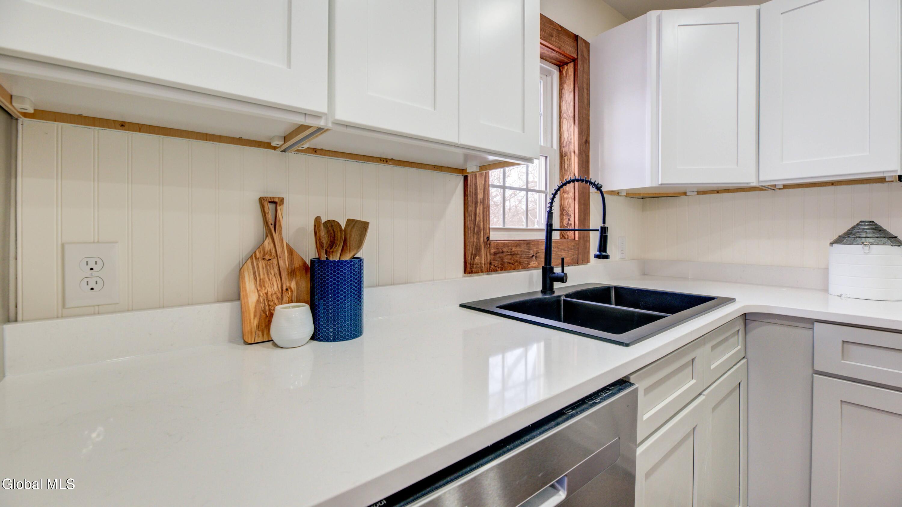 20 Spring Street Broadalbin, NY 12025 - Photo 11 of 47 20 Spring St 2-3